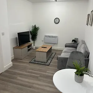  Apartment Flat In Town Centre